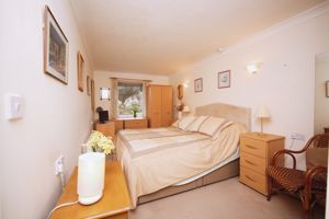 BEDROOM- click for photo gallery